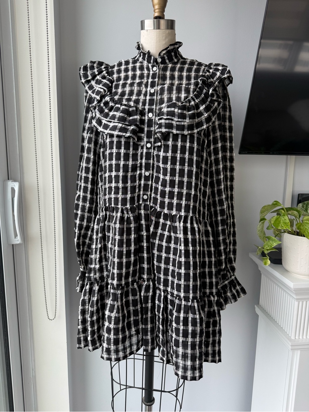 H&M Ruffle Tiered Long Sleeve Dress